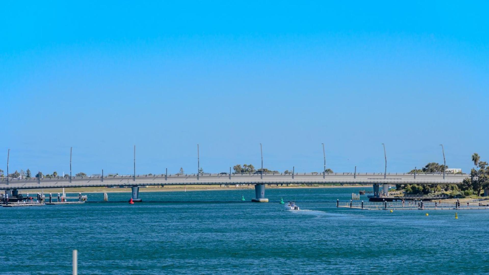 Seapoint 109 Apartment Mandurah Bagian luar foto